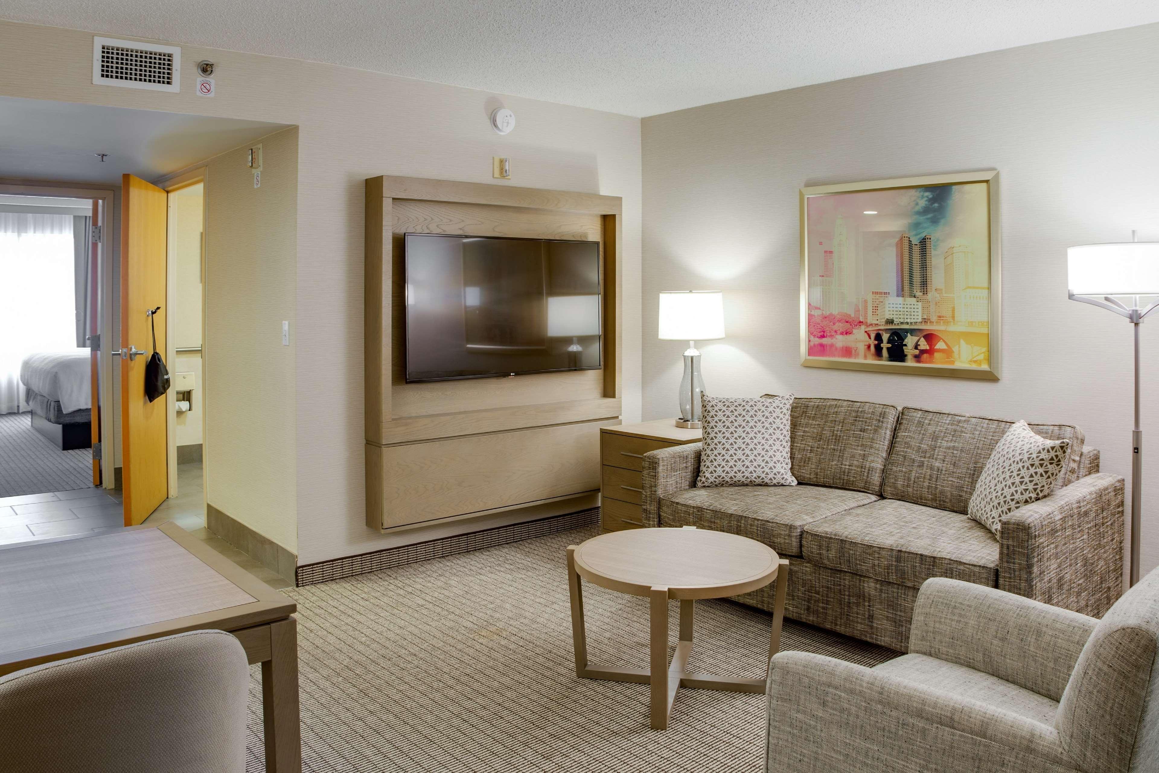 Embassy Suites By Hilton Columbus Dublin Esterno foto