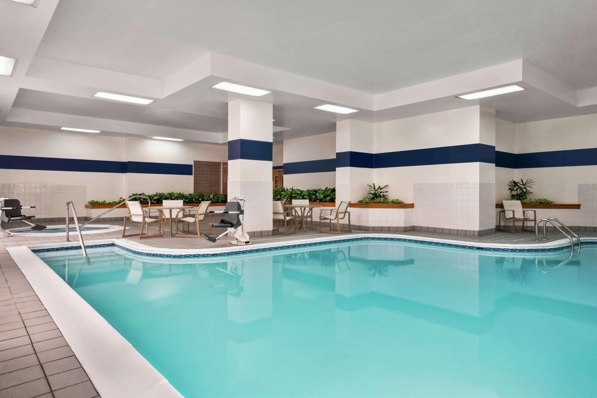 Embassy Suites By Hilton Columbus Dublin Esterno foto